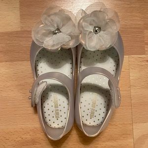 Mini Melissa shoes, Size 8, White with Flower